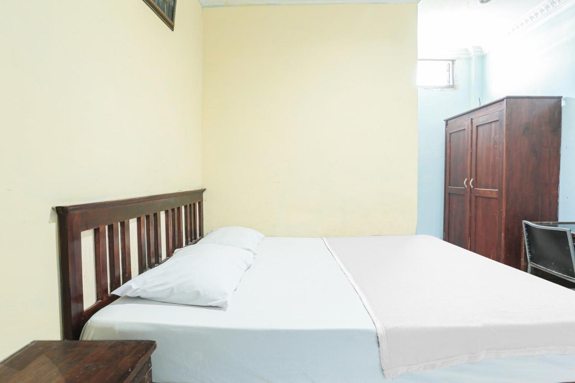 Oyo 93046 Hotel Fortuna Parepare 외부 사진