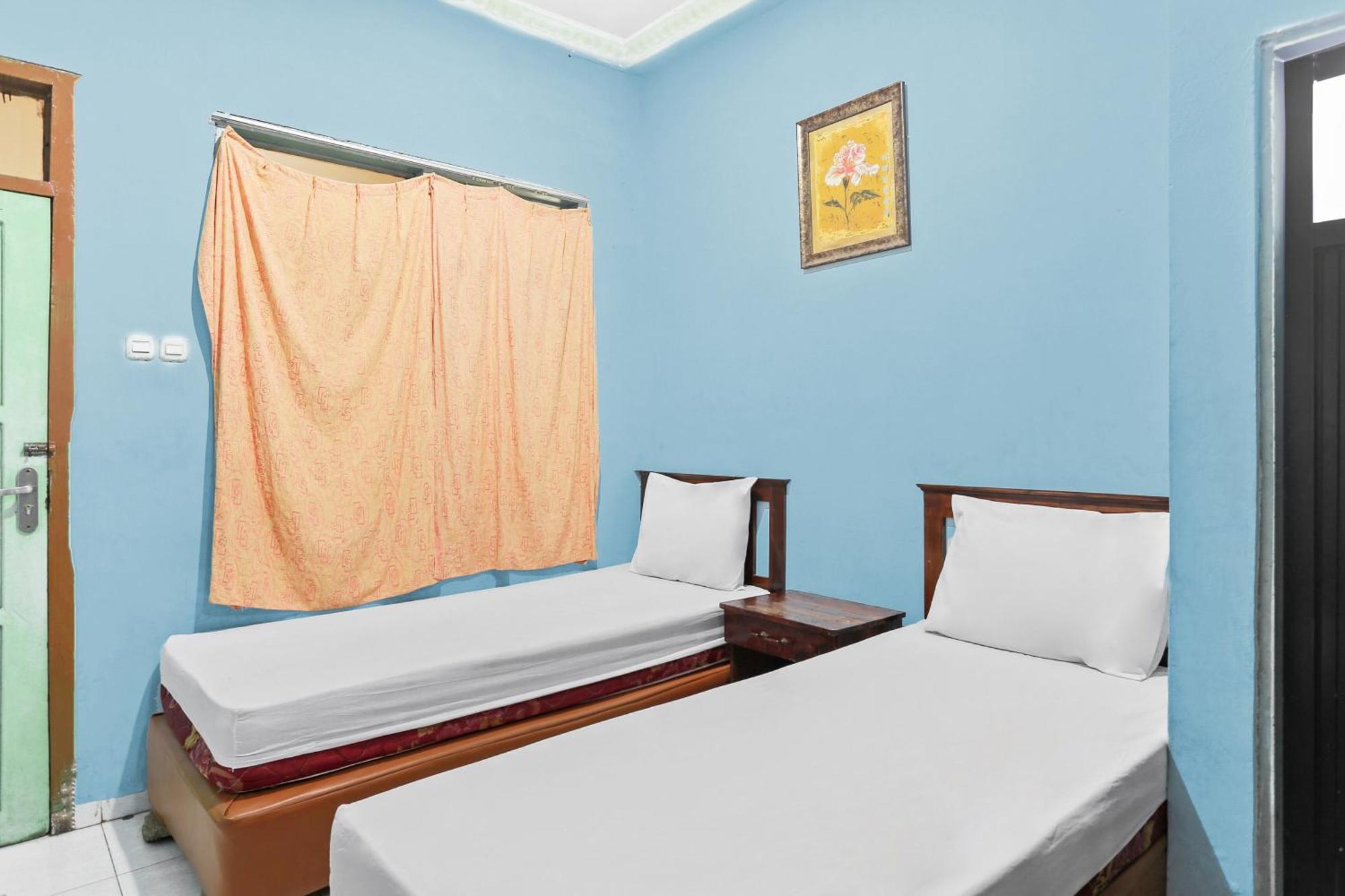 Oyo 93046 Hotel Fortuna Parepare 외부 사진