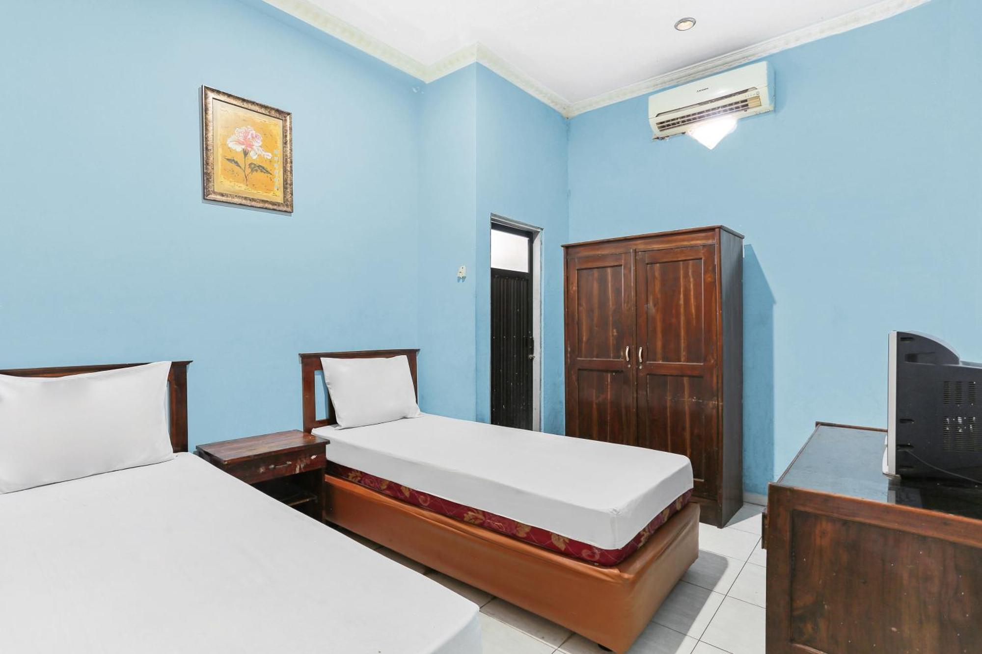 Oyo 93046 Hotel Fortuna Parepare 외부 사진
